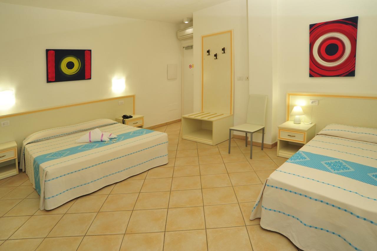 Hotel Stella Marina Сан-Теодоро Экстерьер фото