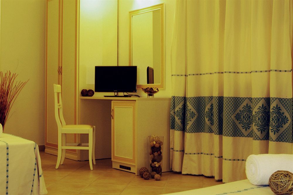 Hotel Stella Marina Сан-Теодоро Экстерьер фото
