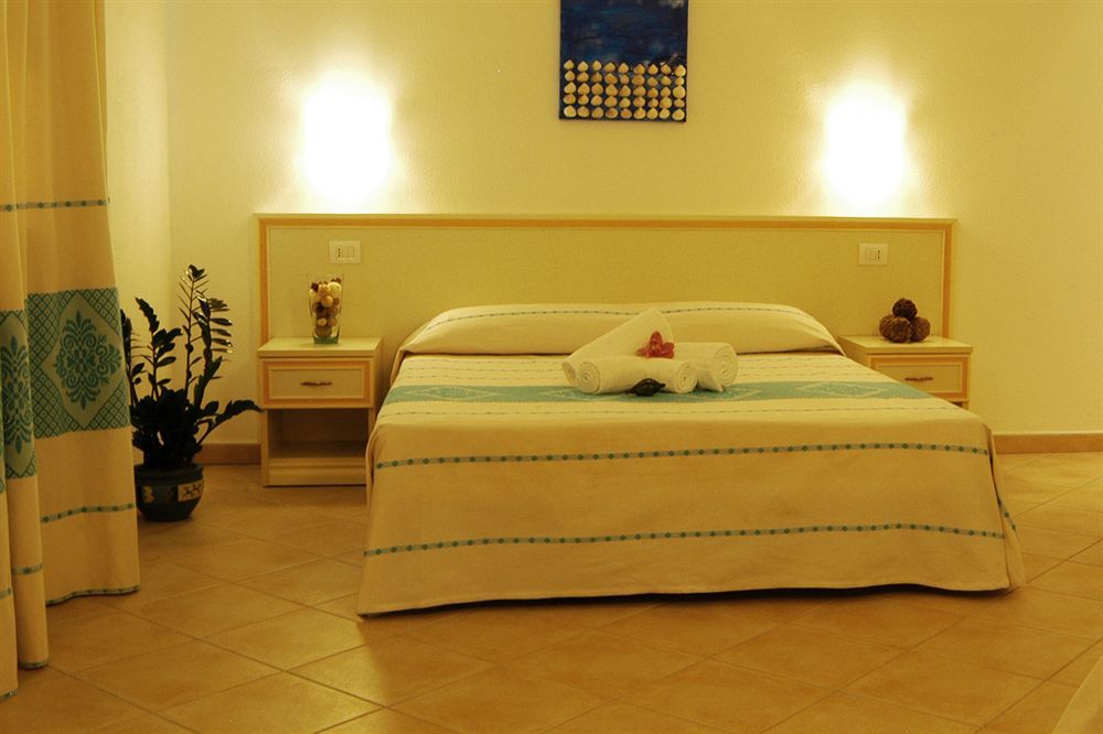 Hotel Stella Marina Сан-Теодоро Экстерьер фото